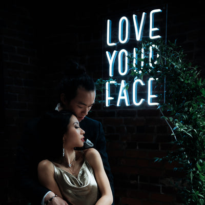 "LOVE YOUR FACE" (Cool White)